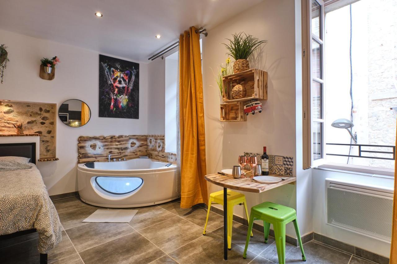 Place Carnot - Studio Tout Equipe Avec Jacuzzi Proche Toutes Commodites Carcassonne Exteriör bild