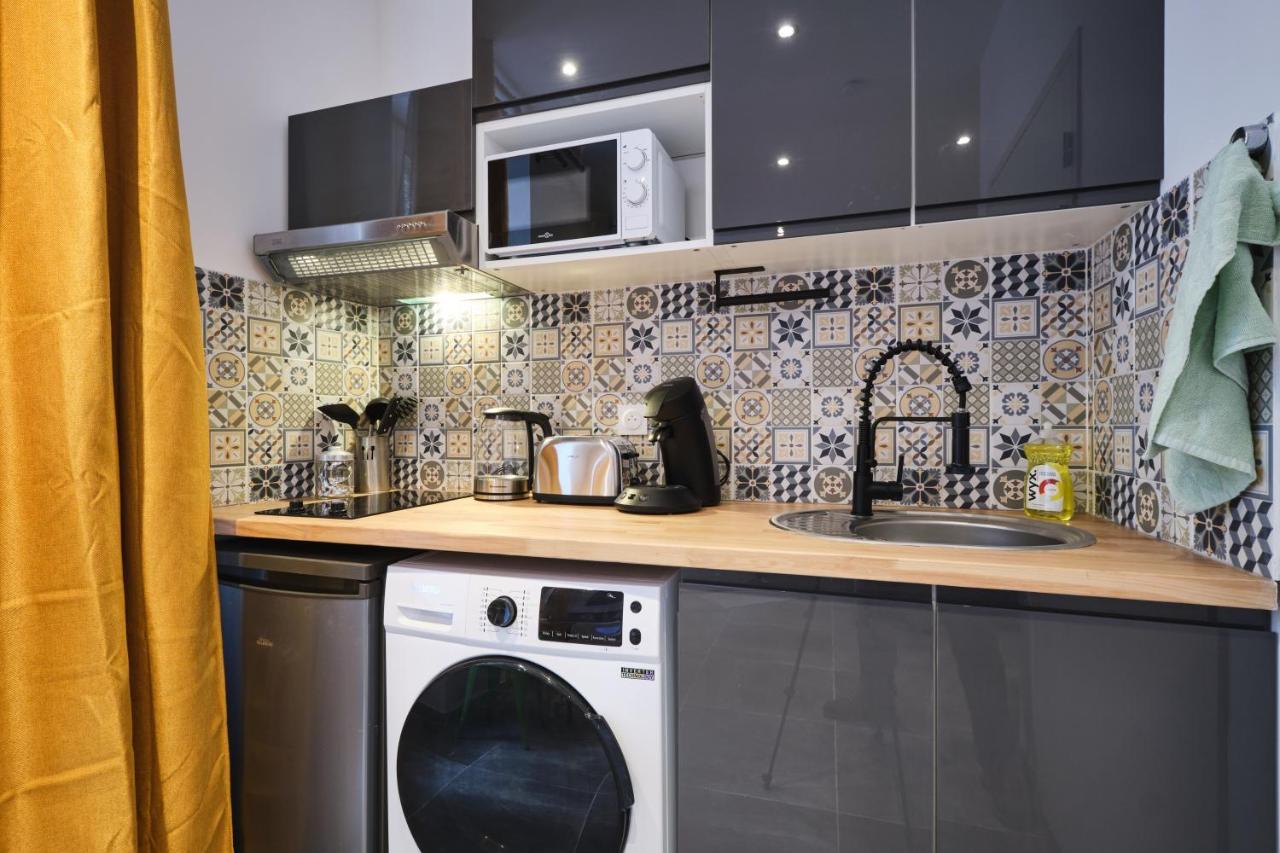 Place Carnot - Studio Tout Equipe Avec Jacuzzi Proche Toutes Commodites Carcassonne Exteriör bild