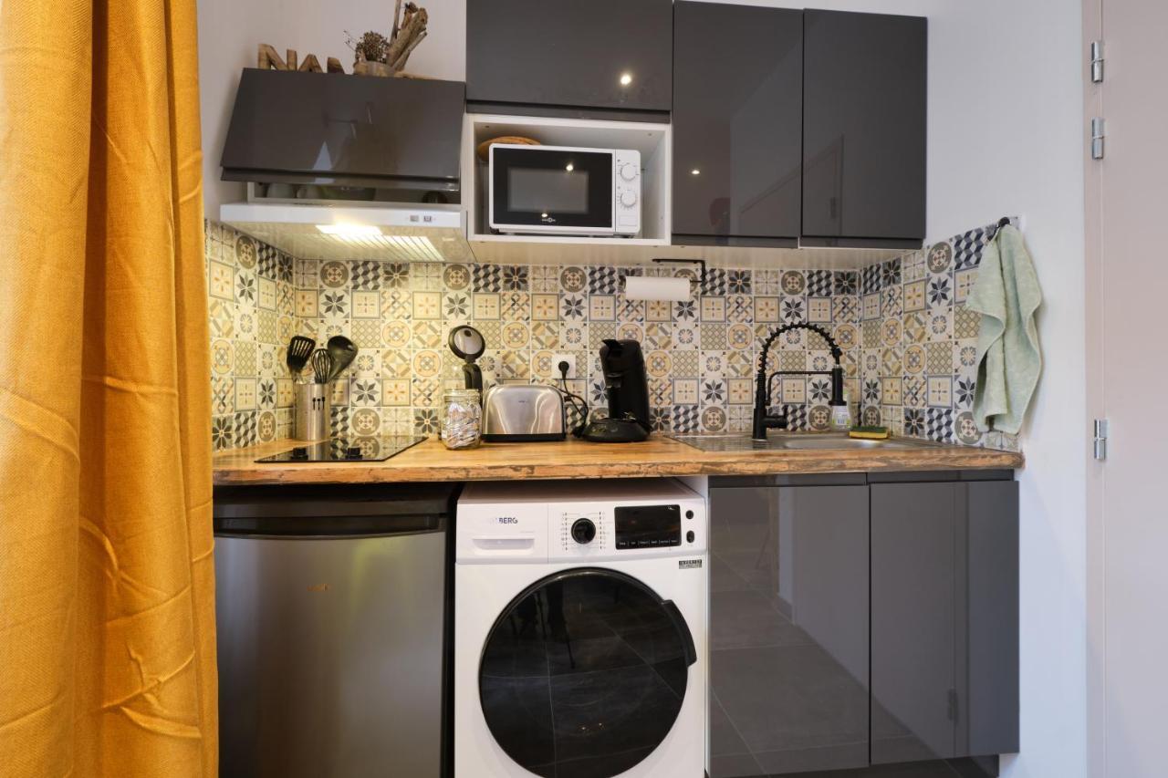Place Carnot - Studio Tout Equipe Avec Jacuzzi Proche Toutes Commodites Carcassonne Exteriör bild