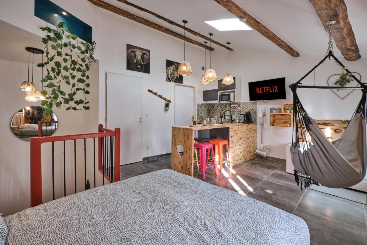 Place Carnot - Studio Tout Equipe Avec Jacuzzi Proche Toutes Commodites Carcassonne Exteriör bild
